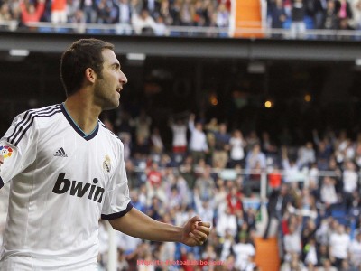 足球直播-《实况足球7》中意甲球队的默认阵型有哪些?(实况足球7bgm)